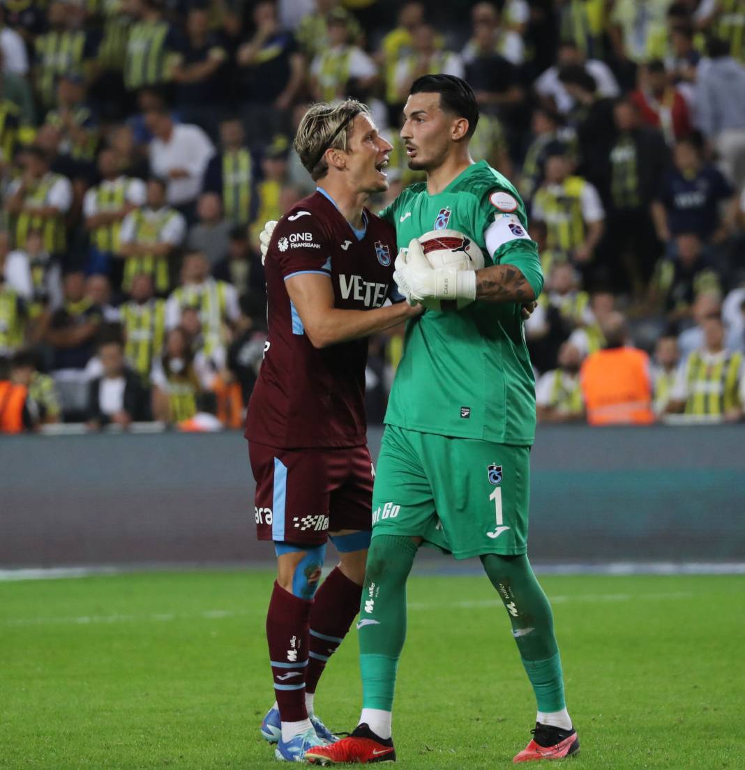 Goller penaltılar kartlar. Fenerbahçe Trabzonspor maçından hiç bir yerde göremeyeceğiniz fotoğraflar 107