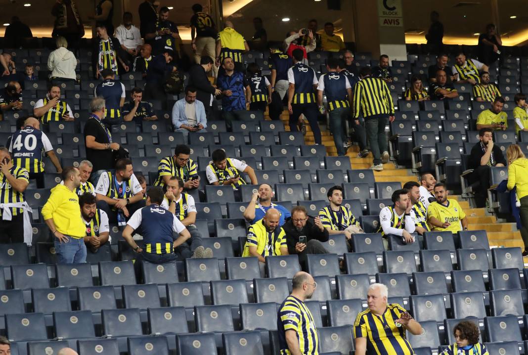 Goller penaltılar kartlar. Fenerbahçe Trabzonspor maçından hiç bir yerde göremeyeceğiniz fotoğraflar 100