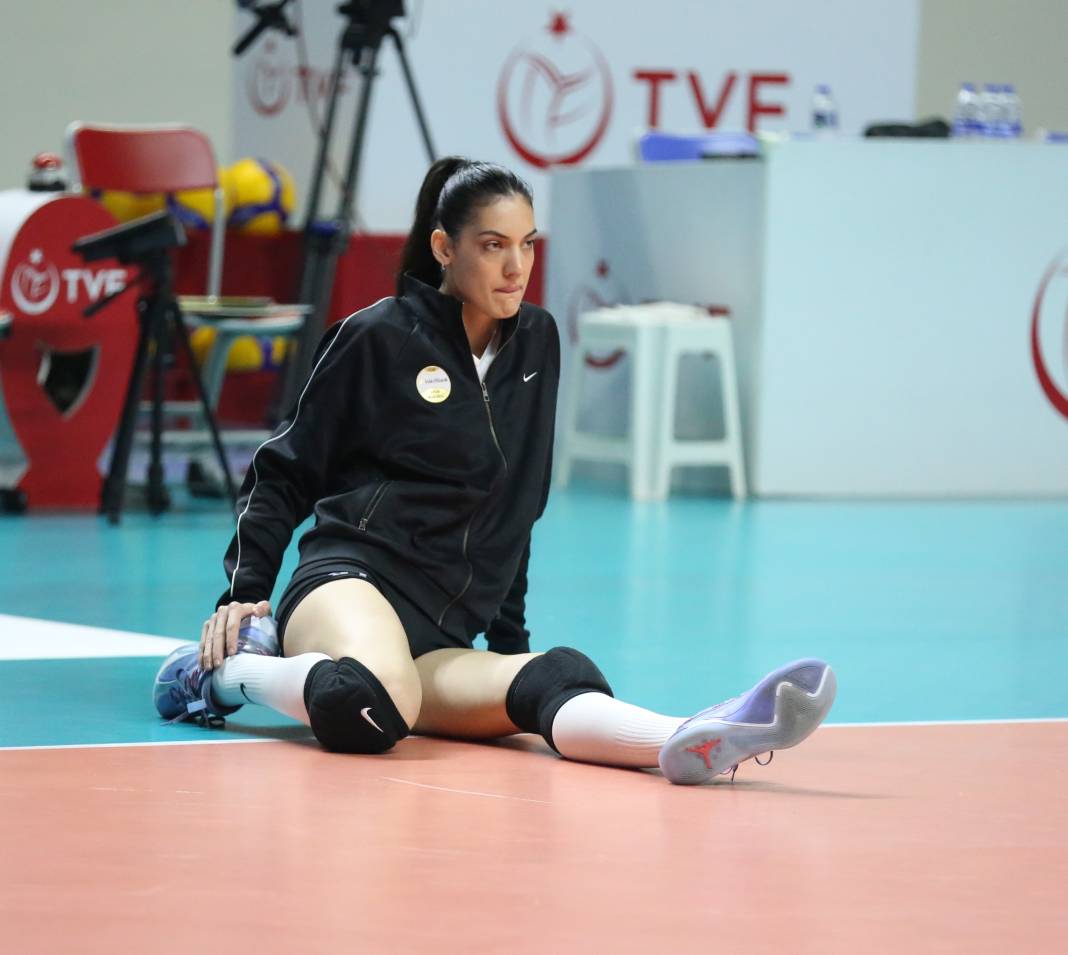 Zehra Güneş nefes kesti. Vakıfbank THY'yi rahat geçti. Maçın tüm fotoğrafları 90