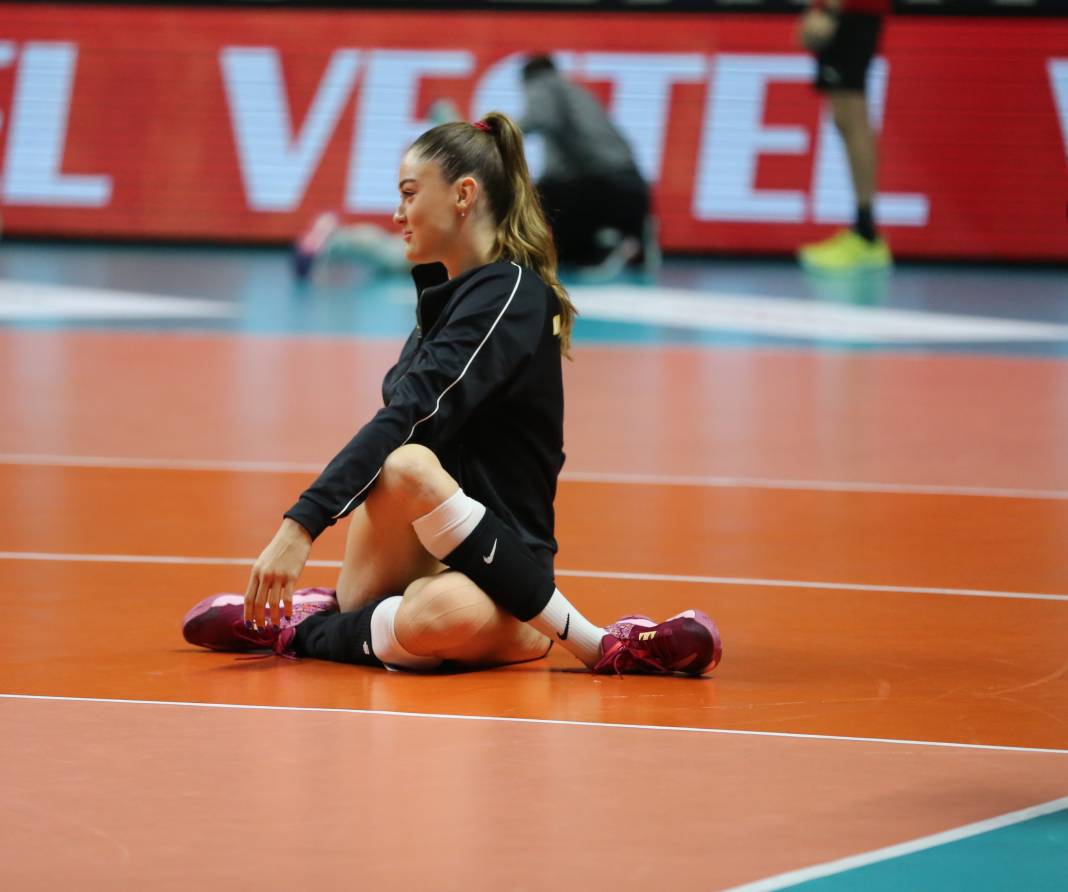 Zehra Güneş nefes kesti. Vakıfbank THY'yi rahat geçti. Maçın tüm fotoğrafları 88