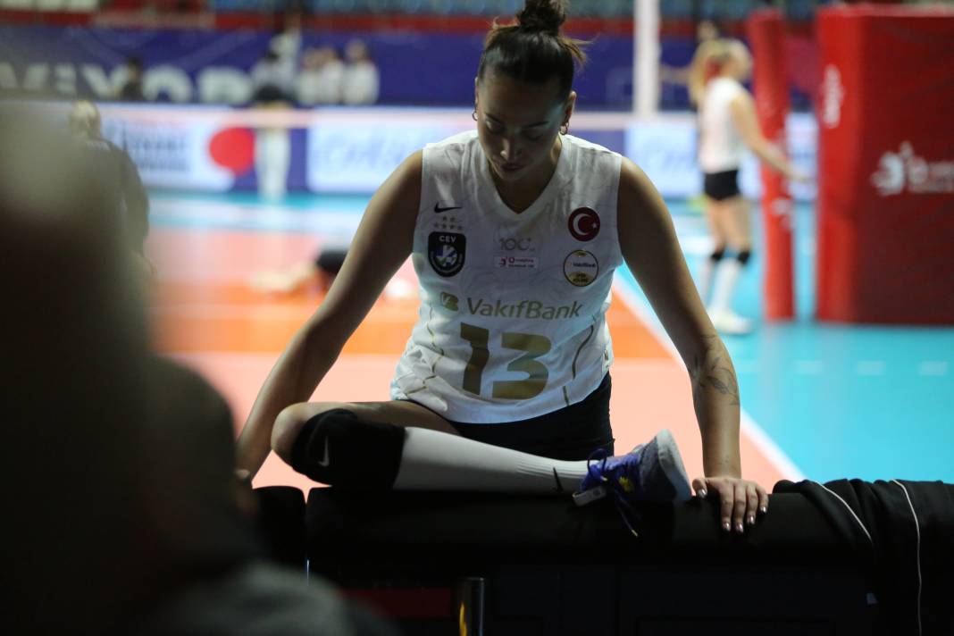 Zehra Güneş nefes kesti. Vakıfbank THY'yi rahat geçti. Maçın tüm fotoğrafları 54