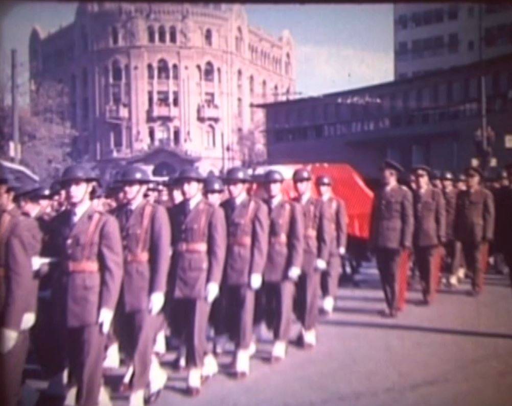 Atatürk'ün naaşının Anıtkabir'e naklinin renkli görüntüleri ortaya çıktı 8