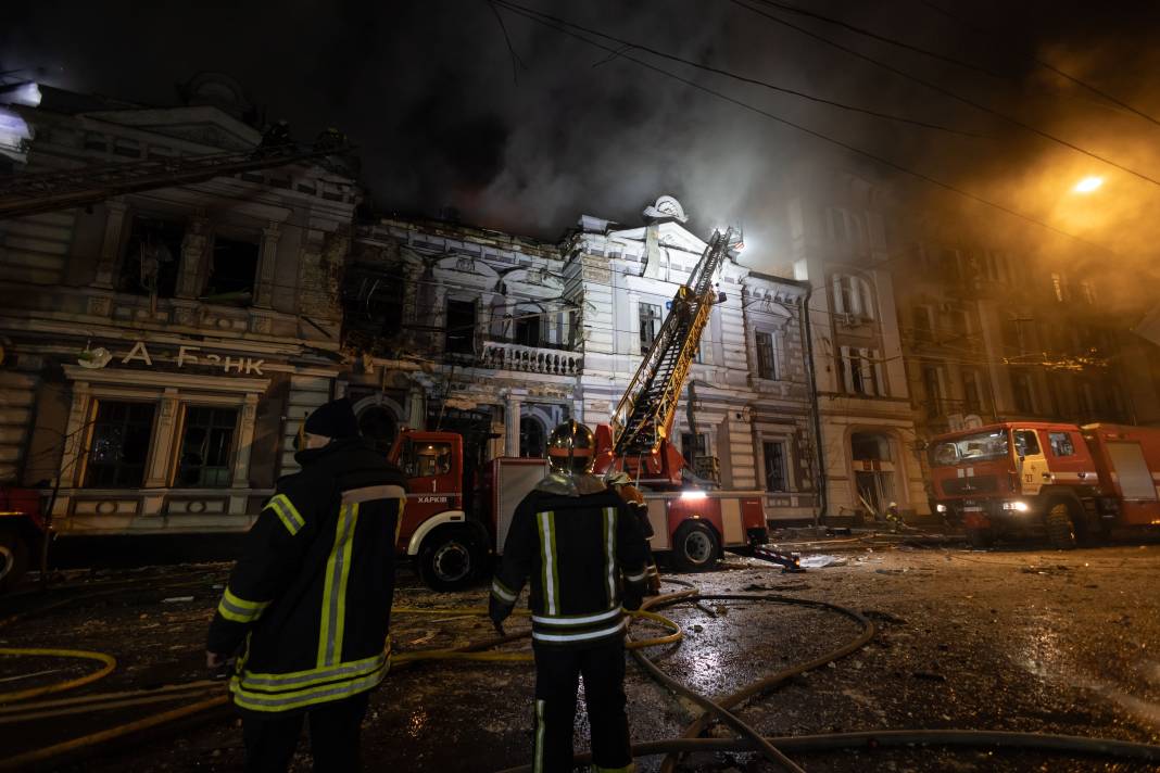 Rusya’nın saldırıları Ukrayna’yı yerle bir etti. 30 kişi öldü 160 kişi yaralandı 15