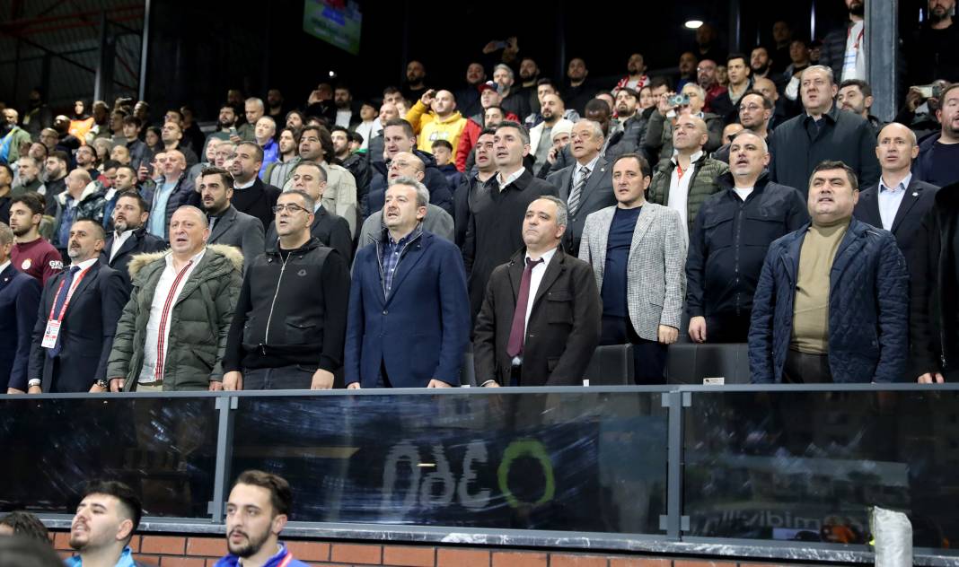 Pendikspor Galatasaray maçının hiçbir yerde olmayan fotoğrafları 44