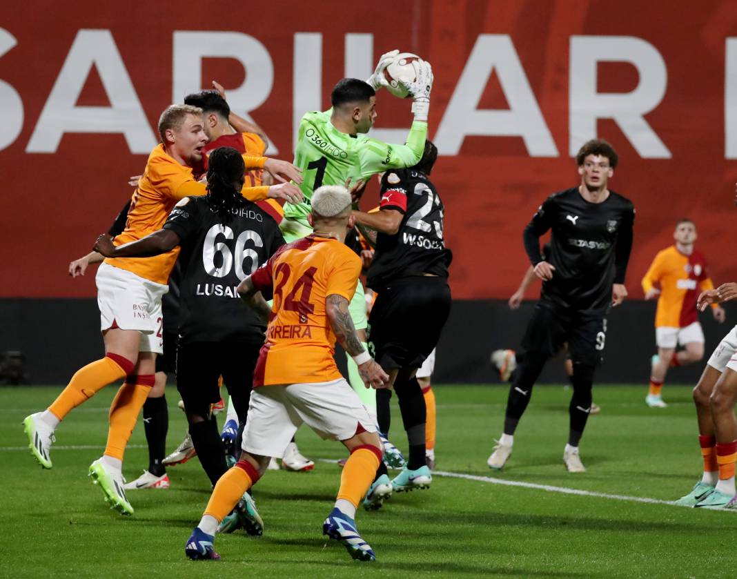 Pendikspor Galatasaray maçının hiçbir yerde olmayan fotoğrafları 50