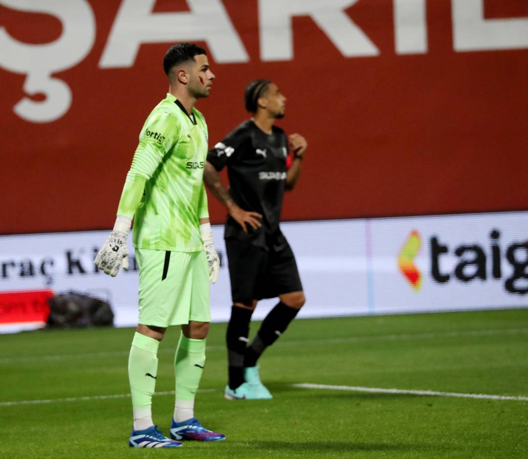 Pendikspor Galatasaray maçının hiçbir yerde olmayan fotoğrafları 53