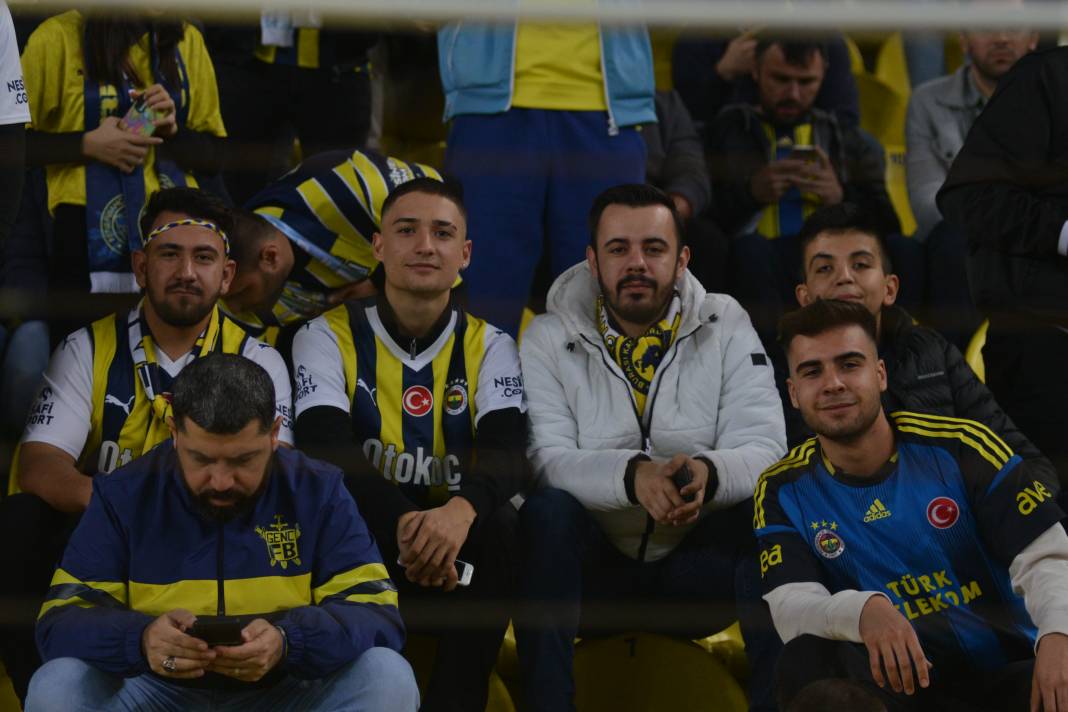 Kadıköy'de Fener alayı. Muhteşem maçın muhteşem fotoğrafları. Kadıköy sallandı 26