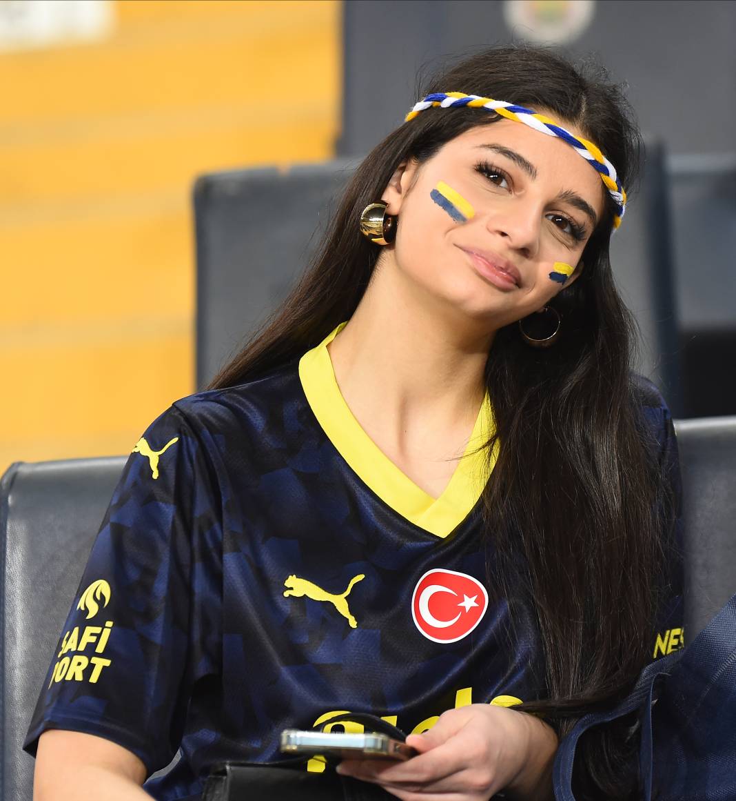 Kadıköy'de Fener alayı. Muhteşem maçın muhteşem fotoğrafları. Kadıköy sallandı 37