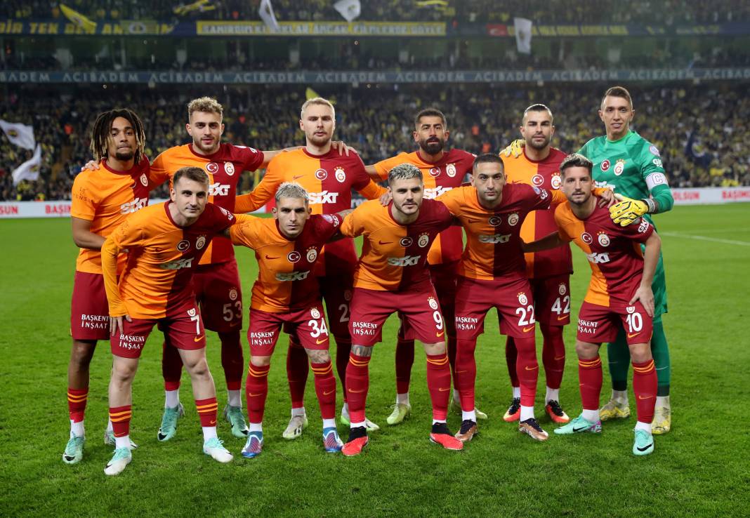 Fenerbahçe ve Galatasaray taraftarı şehitlerimizi unutmadı! Derbinin hiç bir yerde olmayan fotoğrafları 61