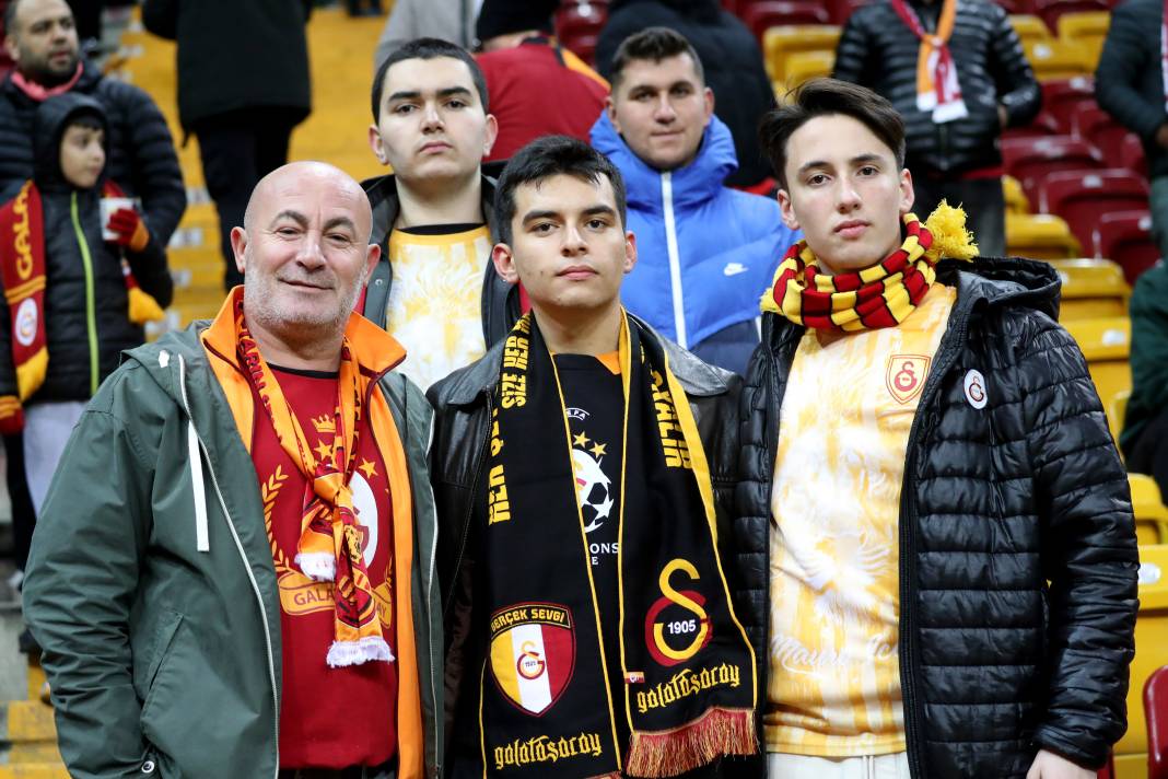 Galatasaray Adana Demirspor'u işte böyle yendi. Fotoğraflardaki inanılmaz ayrıntılar 14