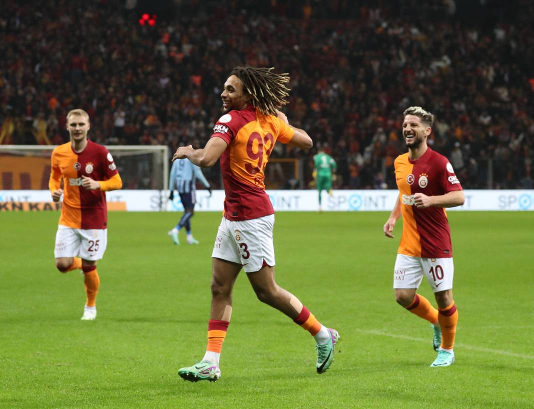Galatasaray Adana Demirspor'u işte böyle yendi. Fotoğraflardaki inanılmaz ayrıntılar 105