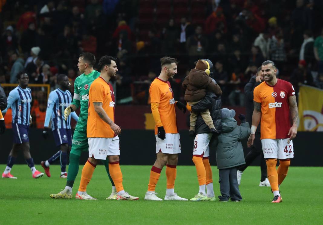 Galatasaray Adana Demirspor'u işte böyle yendi. Fotoğraflardaki inanılmaz ayrıntılar 72