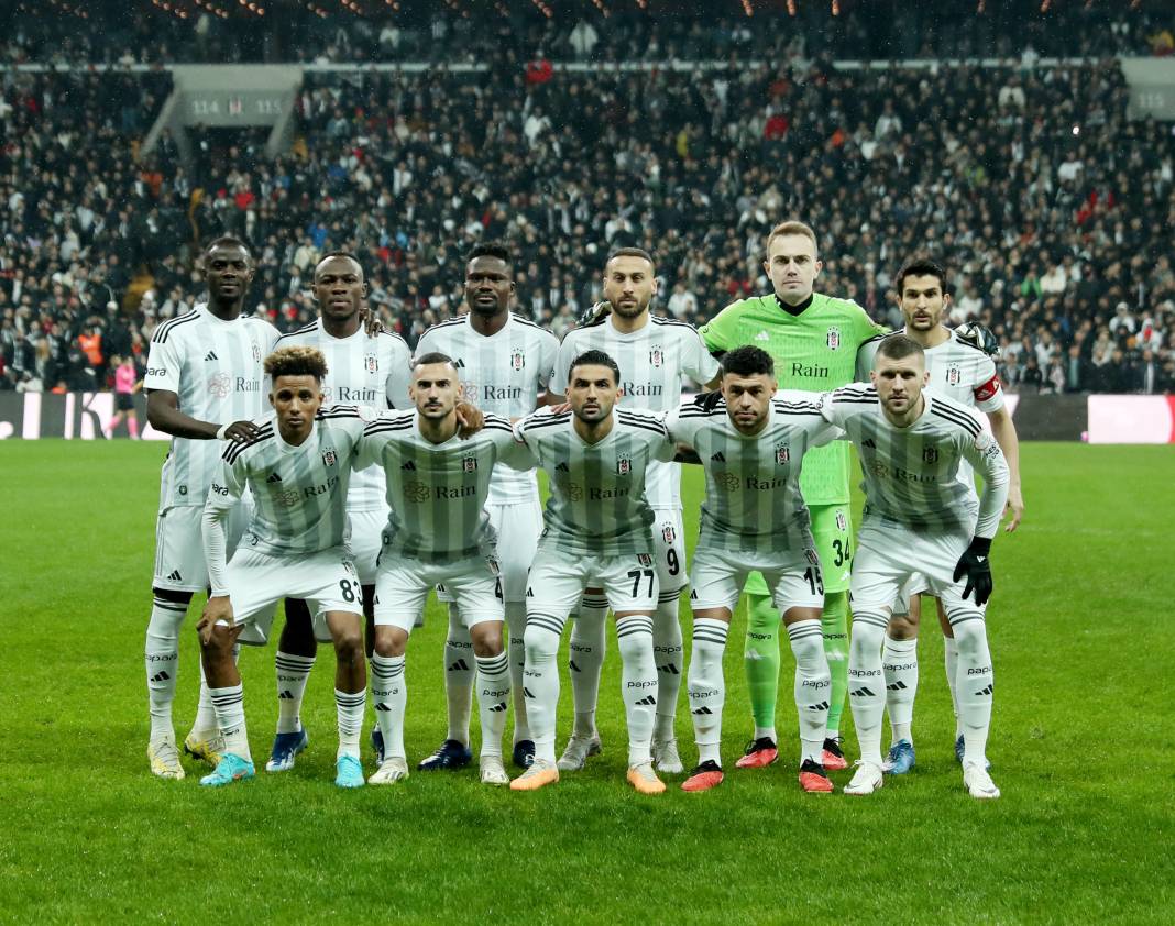 Fenerbahçe Beşiktaş'ı 9 sene sonra Dolmabahçe'de ilk kez yendi! Derbinin müthiş fotoğrafları 17