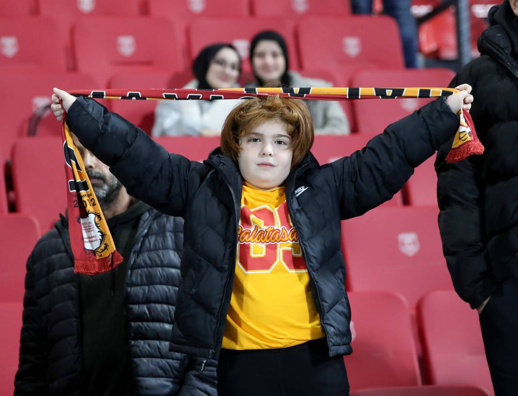 Pendikspor Galatasaray maçının hiçbir yerde olmayan fotoğrafları 33