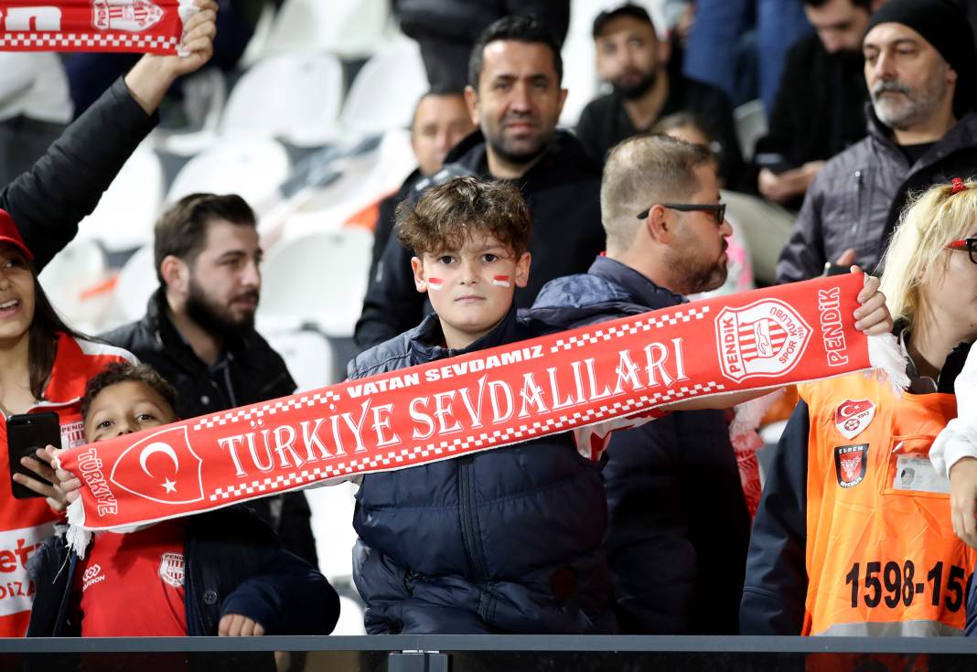 Pendikspor Galatasaray maçının hiçbir yerde olmayan fotoğrafları 30