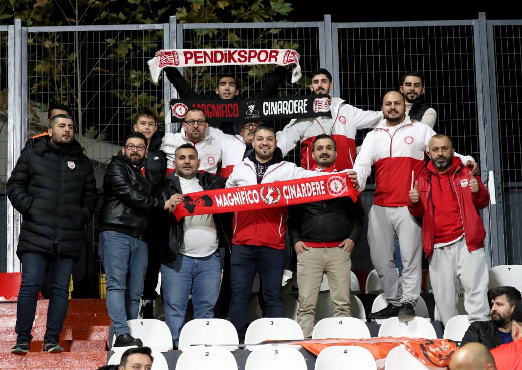 Pendikspor Galatasaray maçının hiçbir yerde olmayan fotoğrafları 27