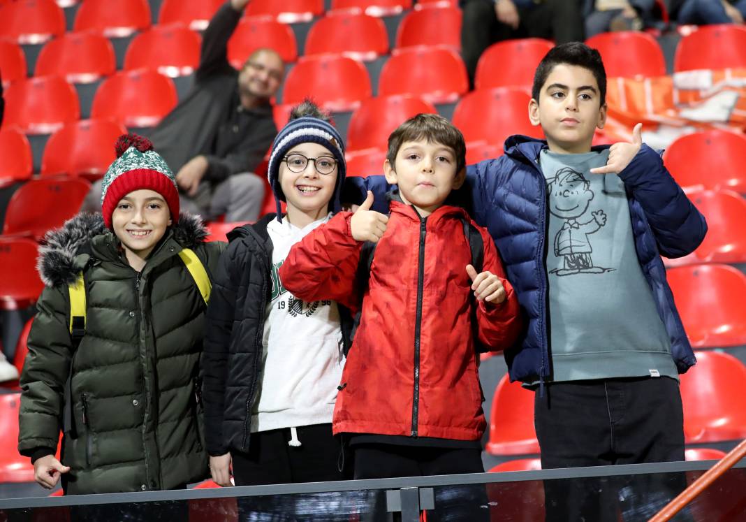 Pendikspor Galatasaray maçının hiçbir yerde olmayan fotoğrafları 2