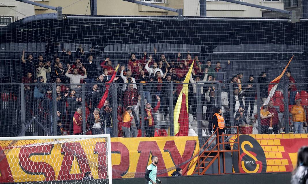 Pendikspor Galatasaray maçının hiçbir yerde olmayan fotoğrafları 16