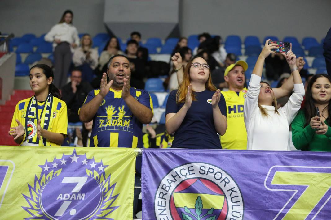 Fenerbahçe Bursa Büyükşehir Belediye Spor maçının hiçbir yerde olmayan fotoğrafları 34