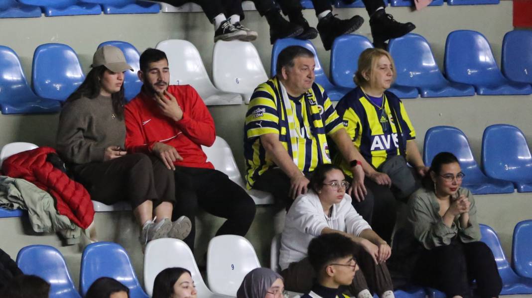 Fenerbahçe Bursa Büyükşehir Belediye Spor maçının hiçbir yerde olmayan fotoğrafları 18