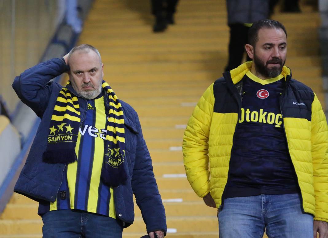 Kadıköy'de Fener alayı. Muhteşem maçın muhteşem fotoğrafları. Kadıköy sallandı 174