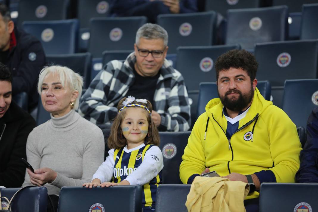Kadıköy'de Fener alayı. Muhteşem maçın muhteşem fotoğrafları. Kadıköy sallandı 168