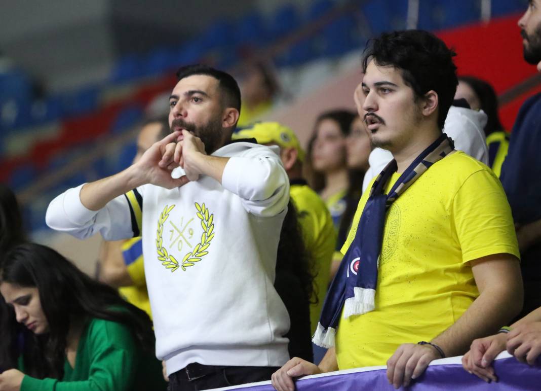 Fenerbahçe Bursa Büyükşehir Belediye Spor maçının hiçbir yerde olmayan fotoğrafları 58