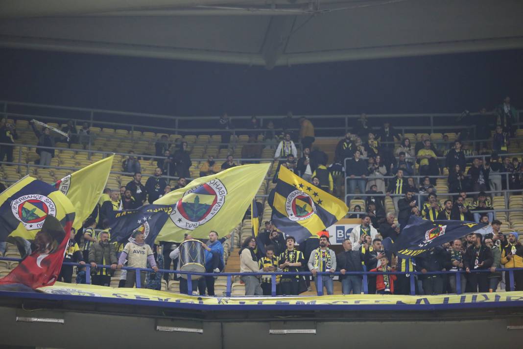 Kadıköy'de Fener alayı. Muhteşem maçın muhteşem fotoğrafları. Kadıköy sallandı 126