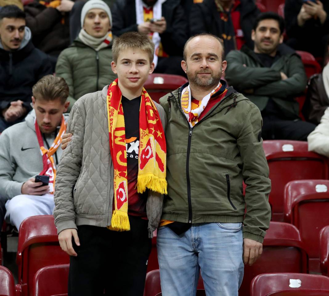 Galatasaray yenilgiyi unuttu. RAMS Park'tan tarihi anlar 68