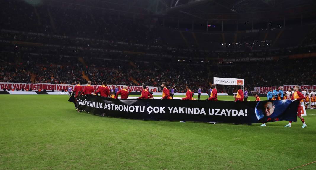 Galatasaray yenilgiyi unuttu. RAMS Park'tan tarihi anlar 42