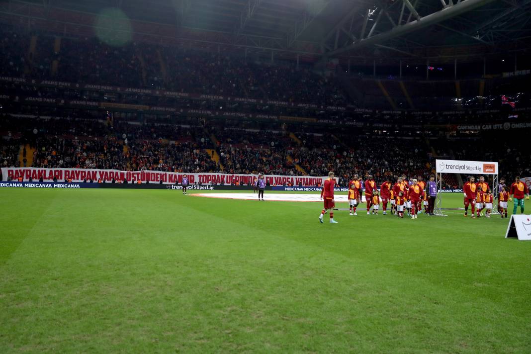 Galatasaray yenilgiyi unuttu. RAMS Park'tan tarihi anlar 40
