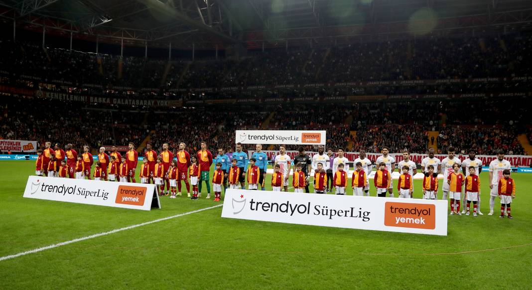 Galatasaray yenilgiyi unuttu. RAMS Park'tan tarihi anlar 30