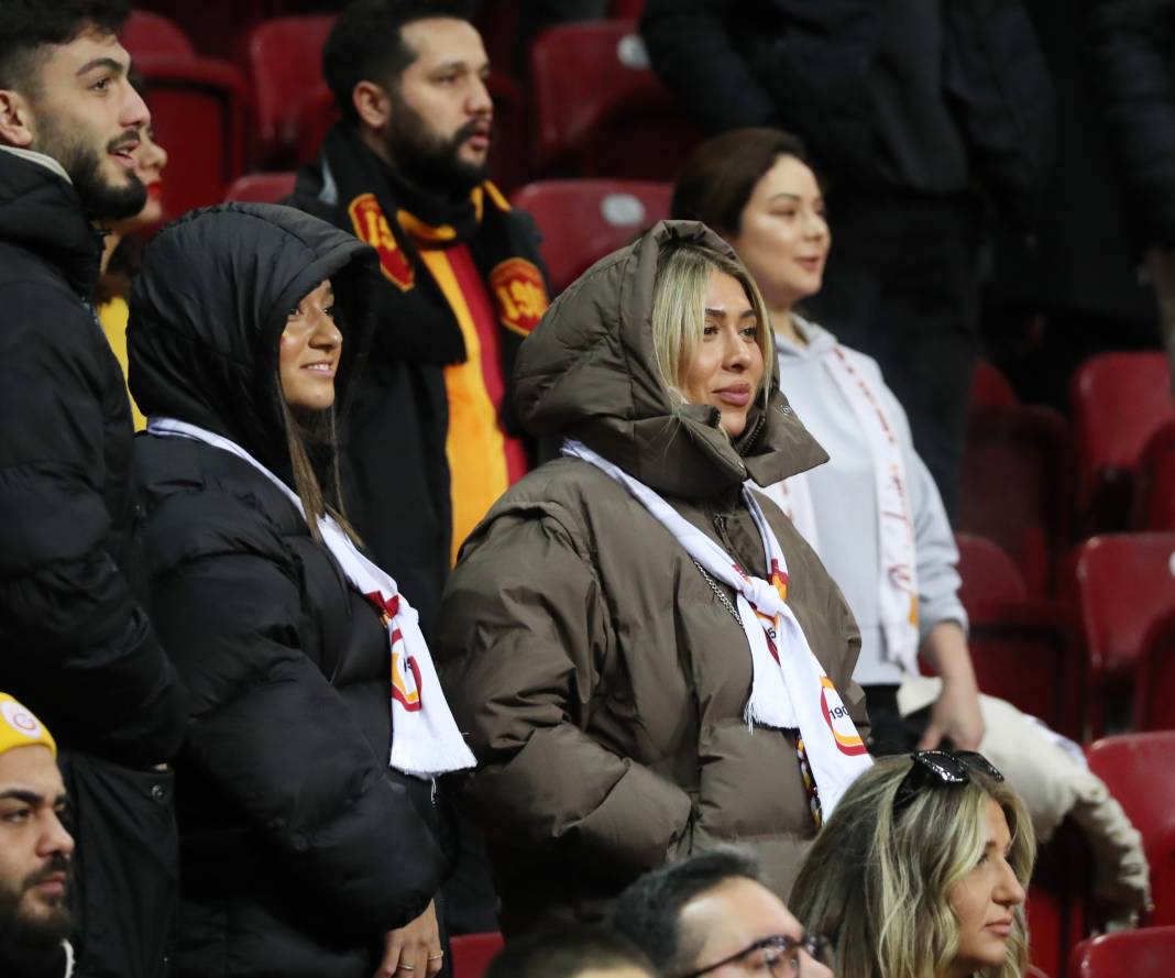 Galatasaray yenilgiyi unuttu. RAMS Park'tan tarihi anlar 9