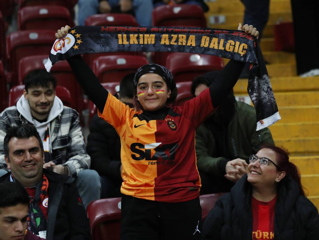 Çocuklar Icardi selamını çaktı. Galatasaray sahada şov yaptı 25