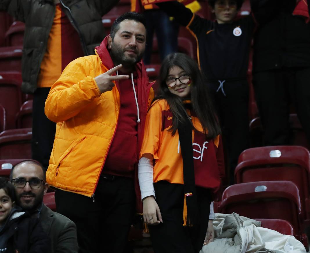 Çocuklar Icardi selamını çaktı. Galatasaray sahada şov yaptı 23
