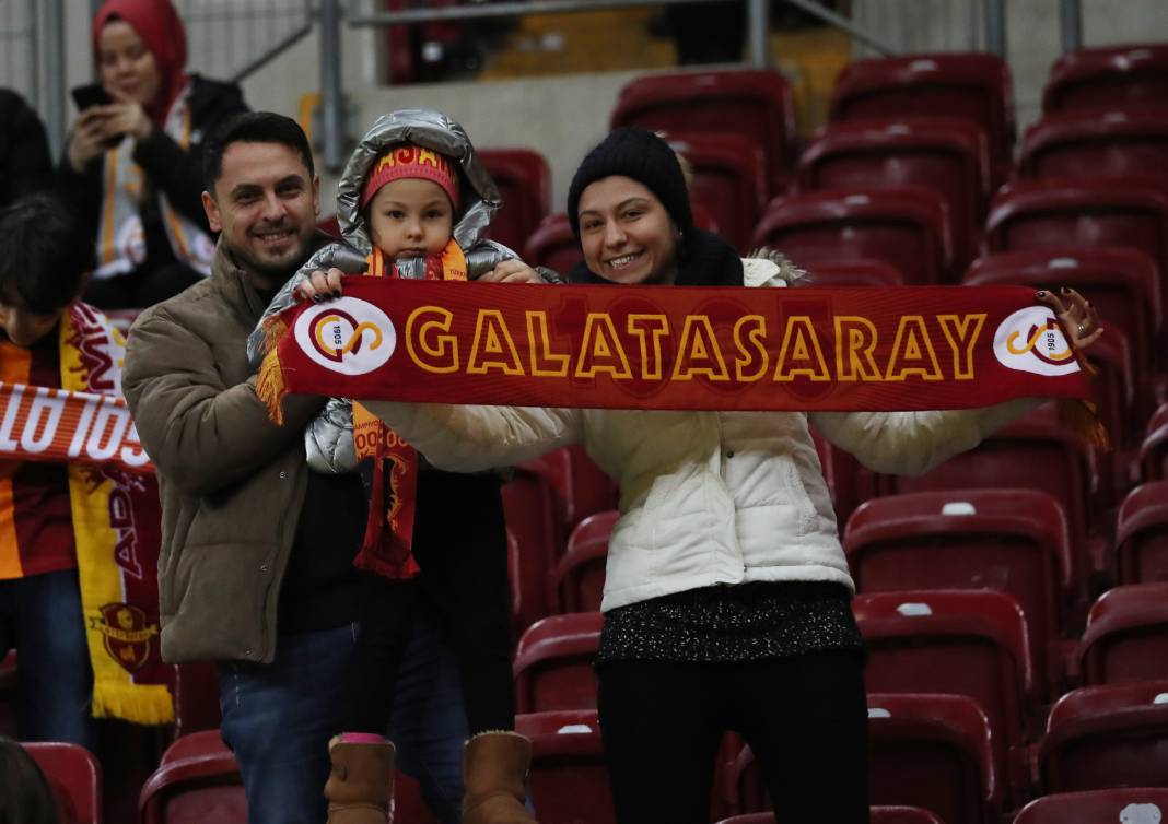 Çocuklar Icardi selamını çaktı. Galatasaray sahada şov yaptı 22
