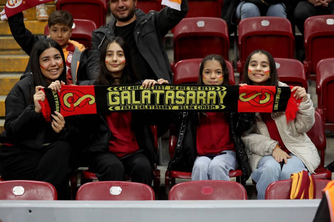 Çocuklar Icardi selamını çaktı. Galatasaray sahada şov yaptı 19