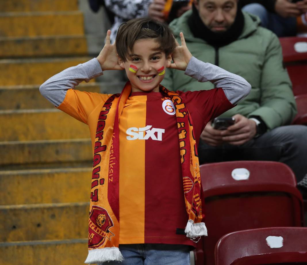 Çocuklar Icardi selamını çaktı. Galatasaray sahada şov yaptı 20
