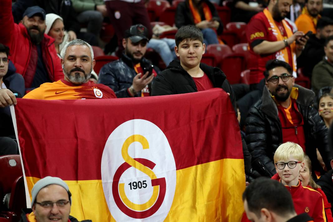 Çocuklar Icardi selamını çaktı. Galatasaray sahada şov yaptı 18