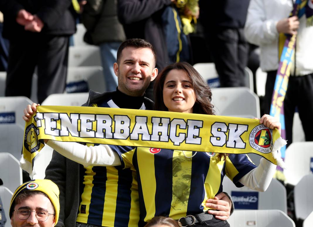 Cengiz Ünder'in üst düzey performansı taraftarını sevindirdi. 5-1'lik İstanbulspor Fenerbahçe maçının tüm fotoğrafları 30