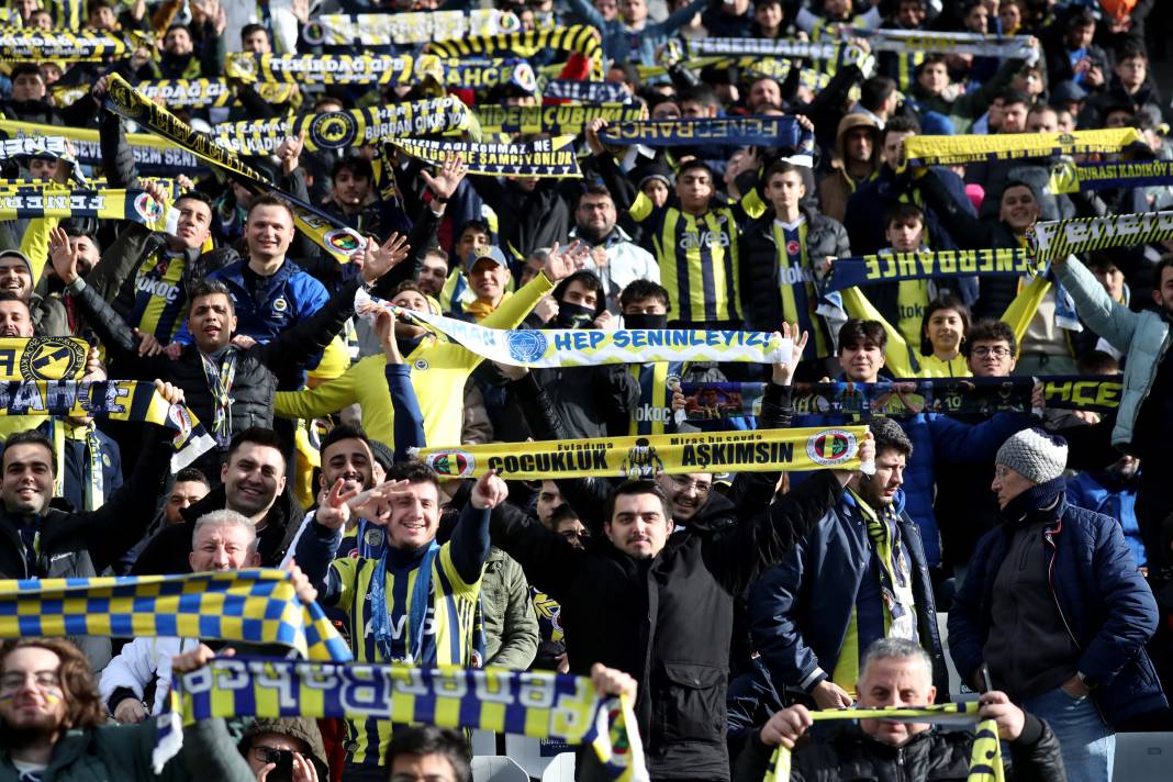 Cengiz Ünder'in üst düzey performansı taraftarını sevindirdi. 5-1'lik İstanbulspor Fenerbahçe maçının tüm fotoğrafları 26