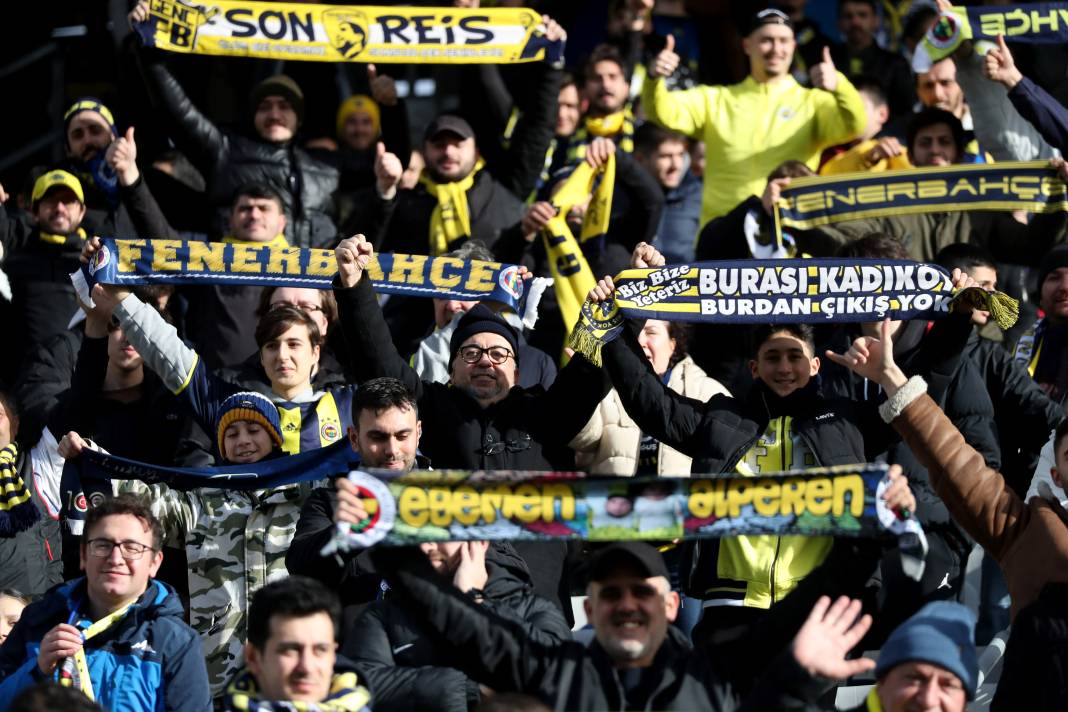 Cengiz Ünder'in üst düzey performansı taraftarını sevindirdi. 5-1'lik İstanbulspor Fenerbahçe maçının tüm fotoğrafları 18