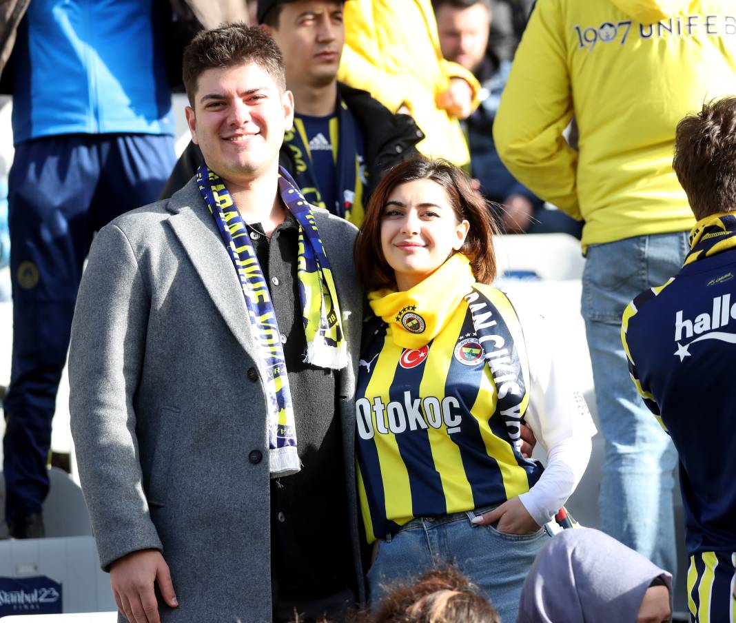 Cengiz Ünder'in üst düzey performansı taraftarını sevindirdi. 5-1'lik İstanbulspor Fenerbahçe maçının tüm fotoğrafları 10