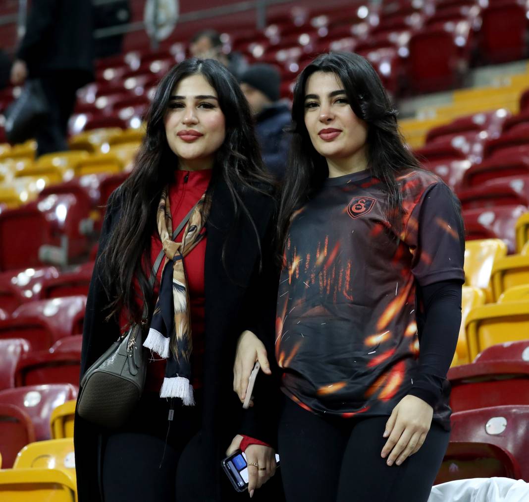 Galatasaray yenilgiyi unuttu. RAMS Park'tan tarihi anlar 22