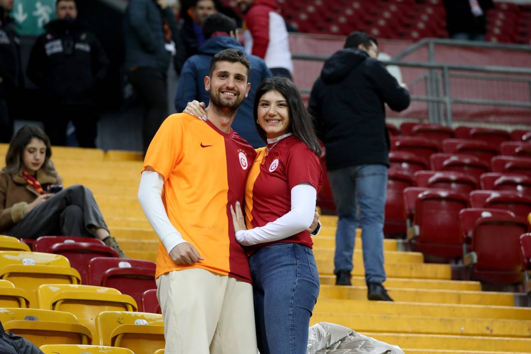 Galatasaray yenilgiyi unuttu. RAMS Park'tan tarihi anlar 21