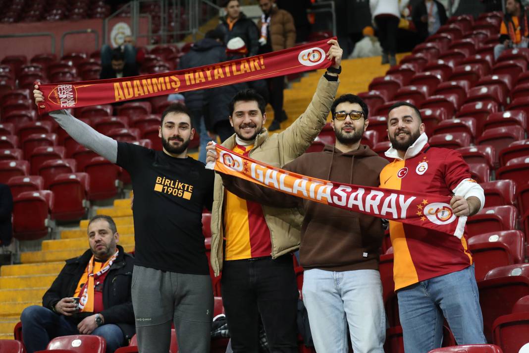 Galatasaray yenilgiyi unuttu. RAMS Park'tan tarihi anlar 17