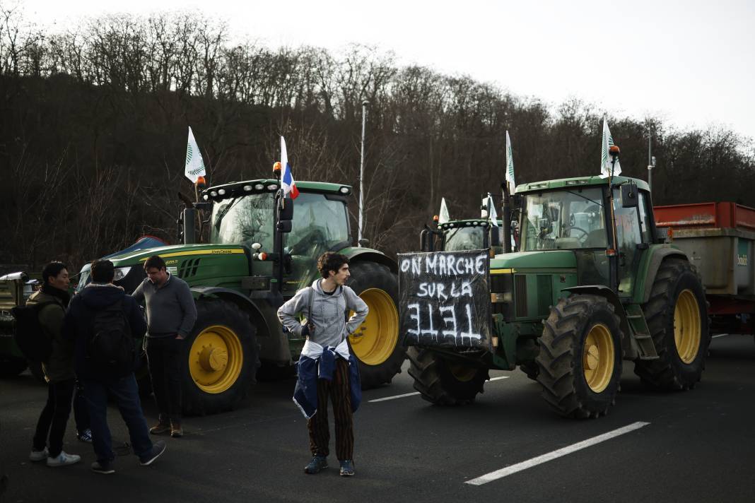 Çiftçiler şehri abluka altına aldı. Paris kuşatması 3