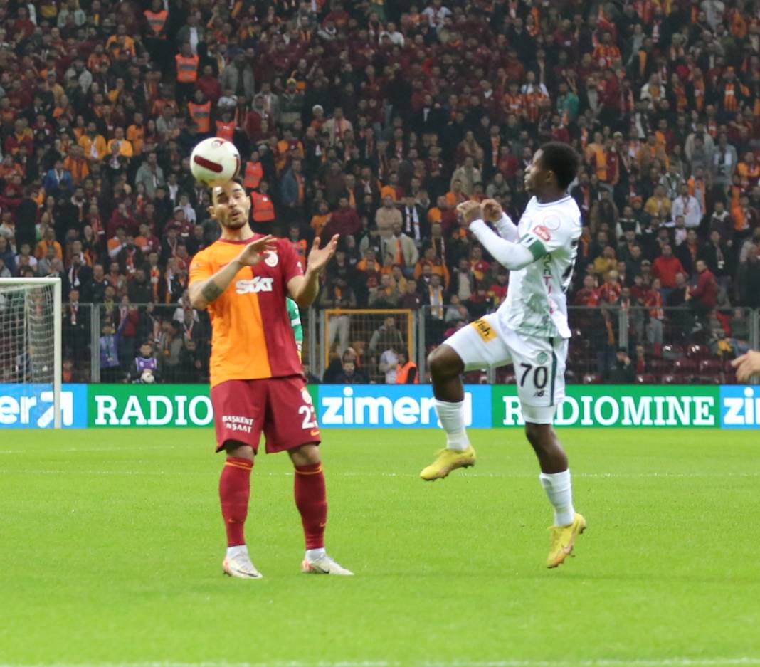 Galatasaray Konyaspor karşısında 3 golle güldü. Yarıştan kopmadı. Maçtan renkli görüntüler 24