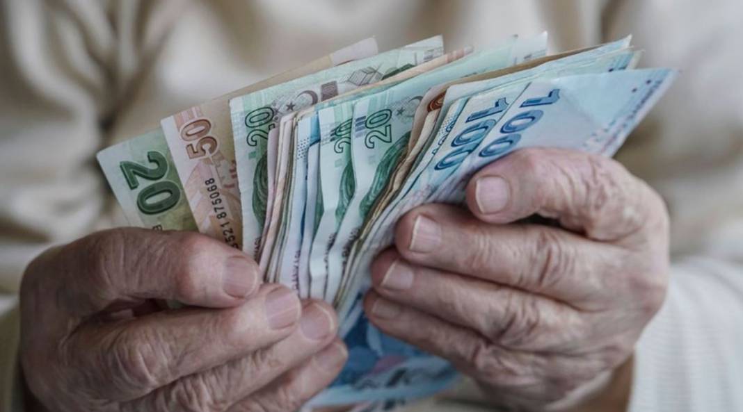 Kuruşu kuruşuna yeni emekli maaşları açıklandı 12