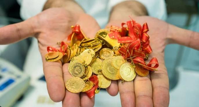Piyasaların bir bileni gram altının 3 bin lira olacağı tarihi açıkladı. Yatırımcılar dikkat 3
